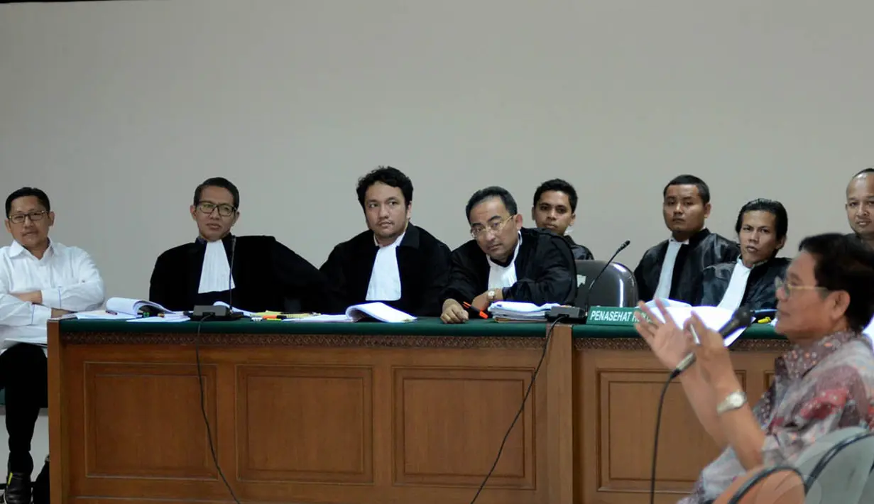 Dalam sidang lanjutan ini Ahmad Mubarok hadir menjadi saksi untuk Anas Urbaningrum terkait kasus dugaan penerimaan gratifikasi proyek Pusat Pendidikan Pelatihan dan Sekolah Olahraga Nasional (P3SON) Hambalang, Bogor (Liputan6.com/Faisal R Syam)