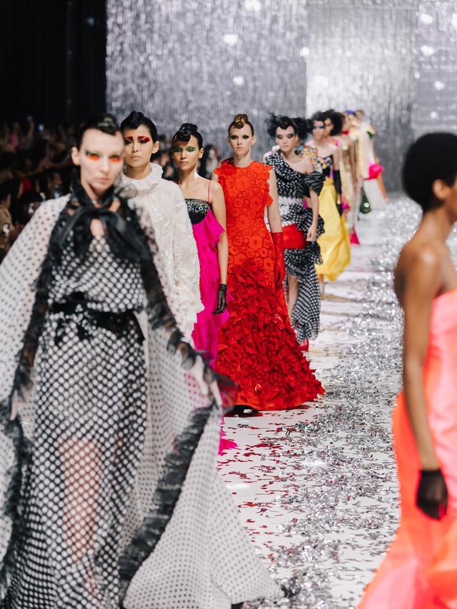 Didi Budiardjo Kenang Paris Era 80-an di Koleksi Anyar Cafe Society