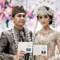 Pernikahan Raditya Dika dan Anissa Aziza. (Instagram/anissaaziza