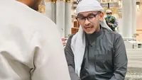 Ruben Onsu Belajar Al-Qur'an di Madinah, Dibimbing Ustaz Setiap Hari