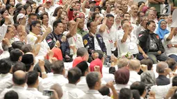 Capres nomor urut 01 Joko Widodo menghadiri Deklarasi Dukungan 10.000 Pengusaha untuk Jokowi-Ma'ruf Amin di Istora Senayan GBK, Jakarta, Kamis (21/3). Deklarasi dihadiri pengusaha skala kecil sampai besar. (Liputan6.com/Faizal Fanani)