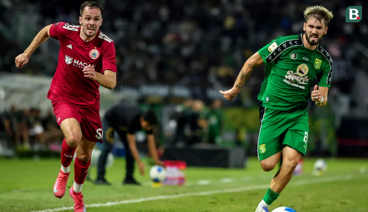 Pemain Persija Jakarta, Kerim Memija, beradu sprint dengan pemain Persebaya Surabaya, Diogo Sa Ramalho, untuk menguasai bola pada laga Grup B Piala Presiden 2026 di Stadion Gelora Bung Tomo, Surabaya, Minggu (26/7/2026) malam. Persebaya berhasil mengamankan tiga poin setelah menang tipis 1-0 melalui gol bunuh diri Radovan Pankov pada menit ke-64. (Bola.com/Wahyu Pratama)