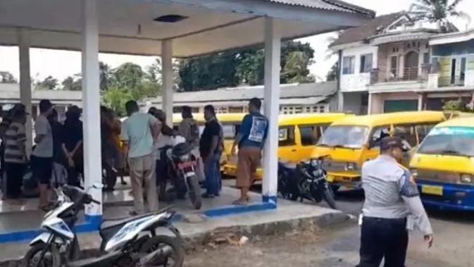 Sopir Angkot Surade Sukabumi Demo, Protes Penumpang Lebih Pilih Naik Odong-Odong