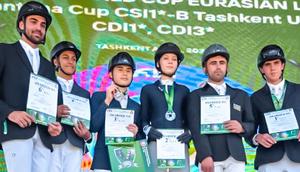 Atlet berkuda muda Indonesia, Nusrtdinov Zayan Fatih, kembali membawa kabar membanggakan dari kancah internasional.