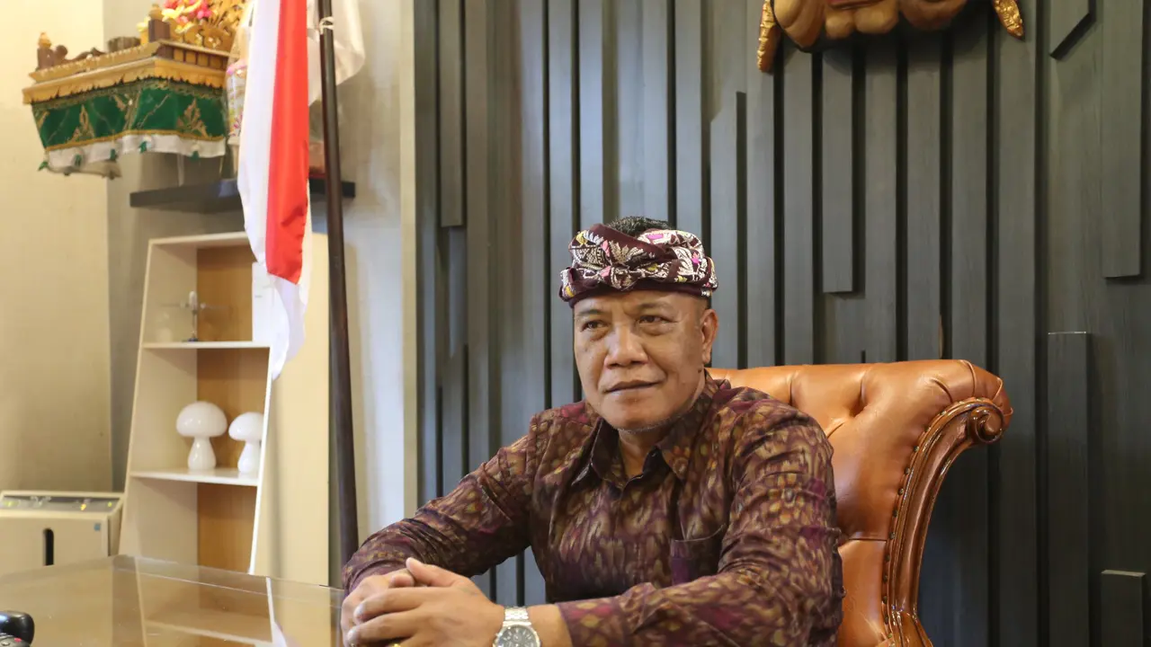 Ketua DPRD Klungkung AA Gde Anom.