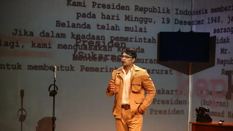 Pentas Di Tepi Sejarah Angkat Sosok Gubernur Bank Indonesia Pertama Sekaligus Pahlawan Nasional