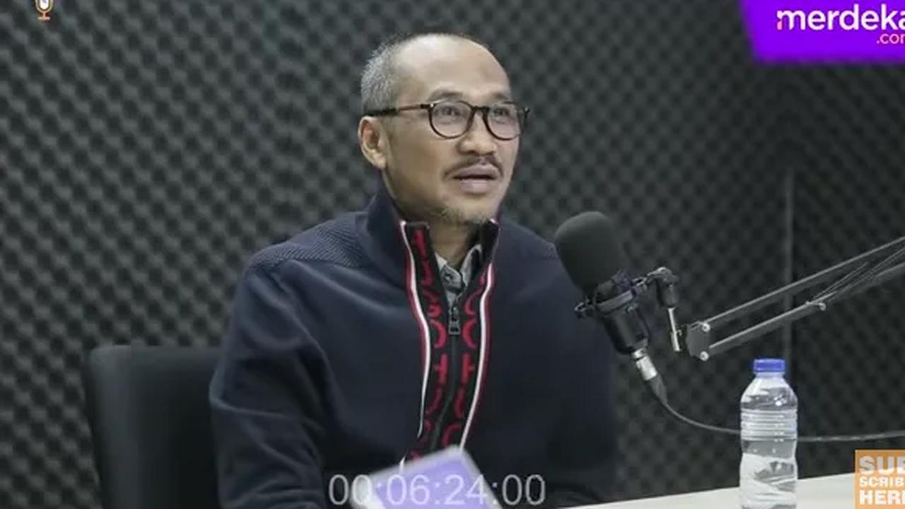 "Menurut saya, saat ini KPK menjadi aneh di undang-undang karena ada dewan pengawas dan lain-lain justru dewan pengawas itu dikasih permanen sehingga seperti sekarang, mandul,"<br>