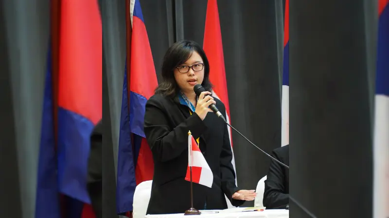 Catherine, mahasiswi UI pemenang lomba debat ASEAN (USAID/Kedutaan Besar AS di Indonesia)