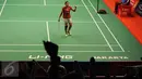 Pebulutangkistunggal Putri Indonesia, Lindaweni Fanetri berteriak saat laga melawan Tai Tzu Ying (China Taipei) di Total BWF World Championships 2015 di Jakarta, Jumat (14/8/2015). Lindaweni unggul 14-21 22-20 21-12. (Liputan6.com/Helmi Fithriansyah)