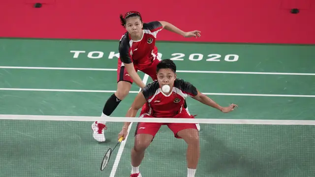 Foto: Awal Manis, Greysia Polii/Apriyani Rahayu Tundukkan Pasangan Malaysia di Grup A Cabang Bulu Tangkis Olimpiade Tokyo 2020