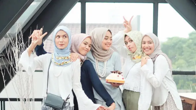 Style Hijab Ini Paling Sering Jadi Andalan Kaum Hawa
