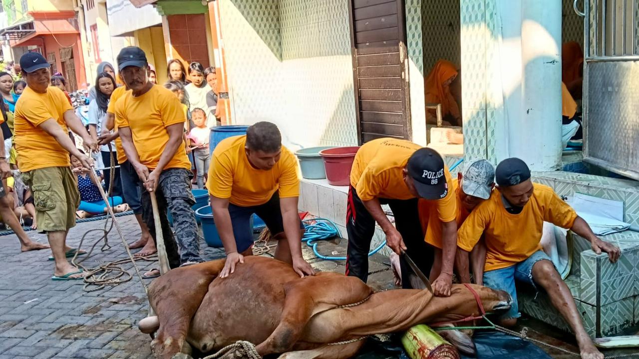 Bijak dalam Menerima Kurban: Antara Kebutuhan dan Godaan Keuntungan