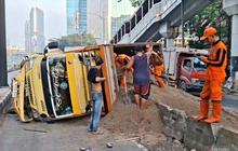 Kecelakaan Truk Mengantuk di Gatot Subroto: Sopir Akui Hilang Kendali Akibat Kelelahan