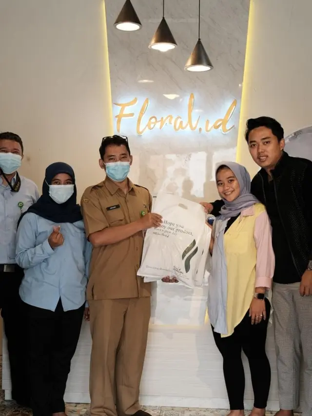 Floral.id Official dari bangku kuliah sampai bisa cuan, credit:  Floral.id Official
