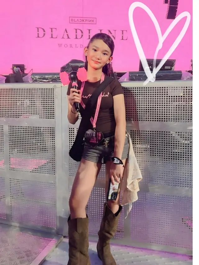 Blink Garis Keras, Ayu Ting-Ting dan Bilqis Nonton Konser BLACKPINK Dua Hari Berturut-Turut dengan Gaya Edgy hingga Balletcore
