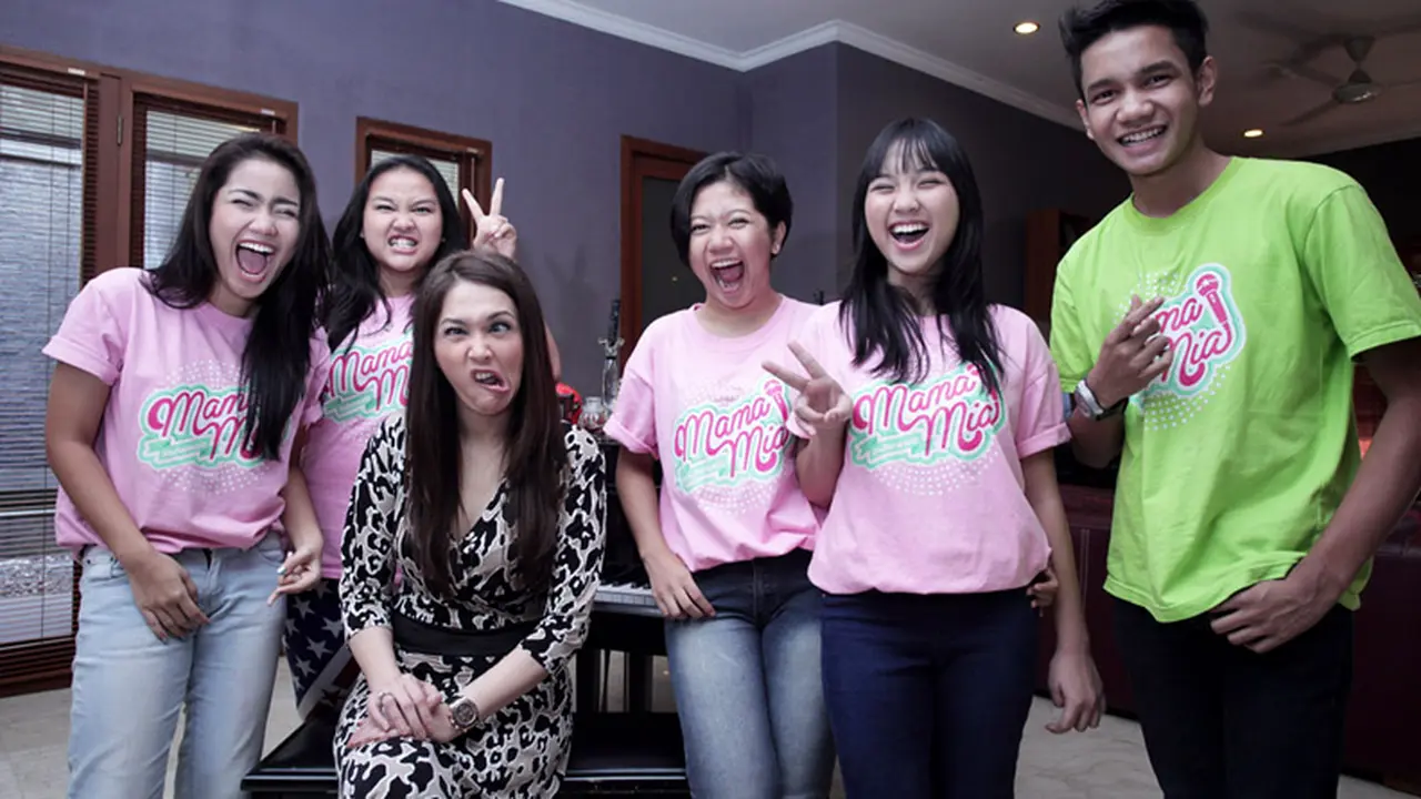 Serunya Finalis Mamamia Mengunjungi Kediaman Maia Estianty