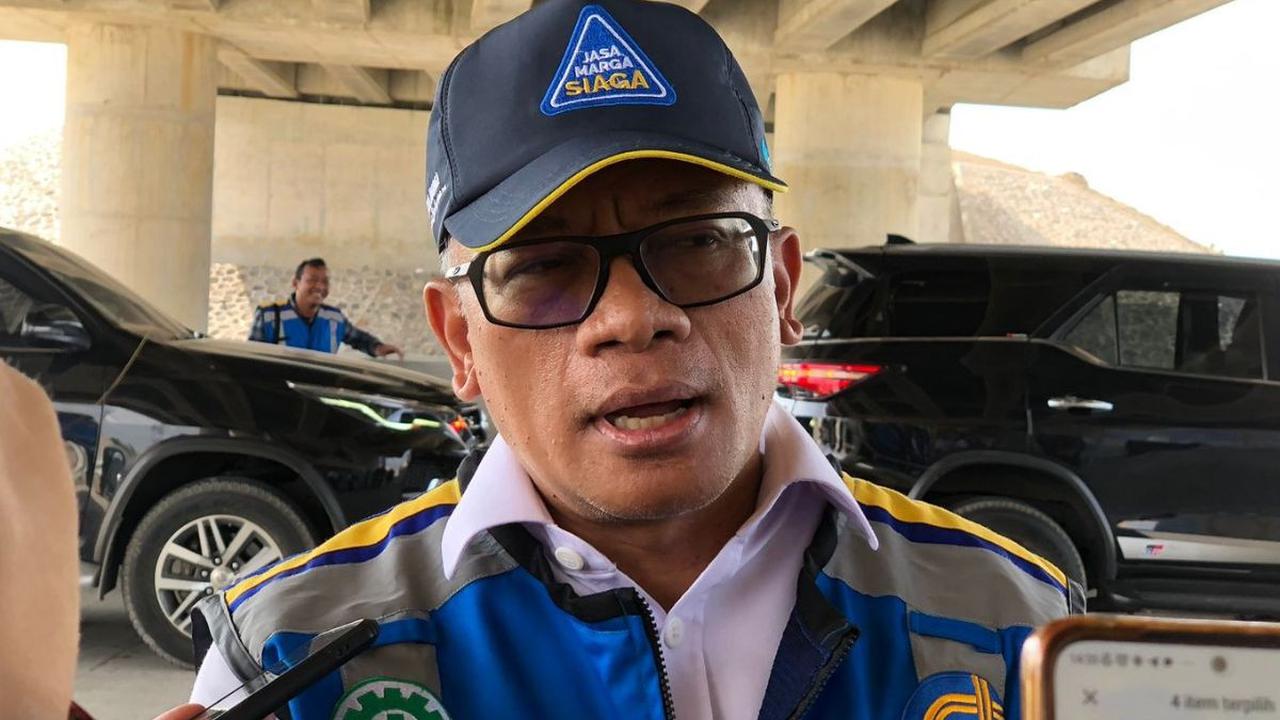 "Untuk mengantisipasi kepadatan di ruas fungsional, kendaraan yang dibolehkan melintas hanya golongan I," ujarnya.