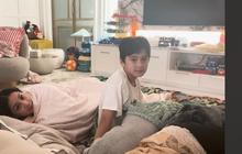 Potret Nagita Slavina & Rafathar Pura-pura Tidur di Ruang Tamu saat Ayu Dewi Datang, Lala Nyenyak Banget