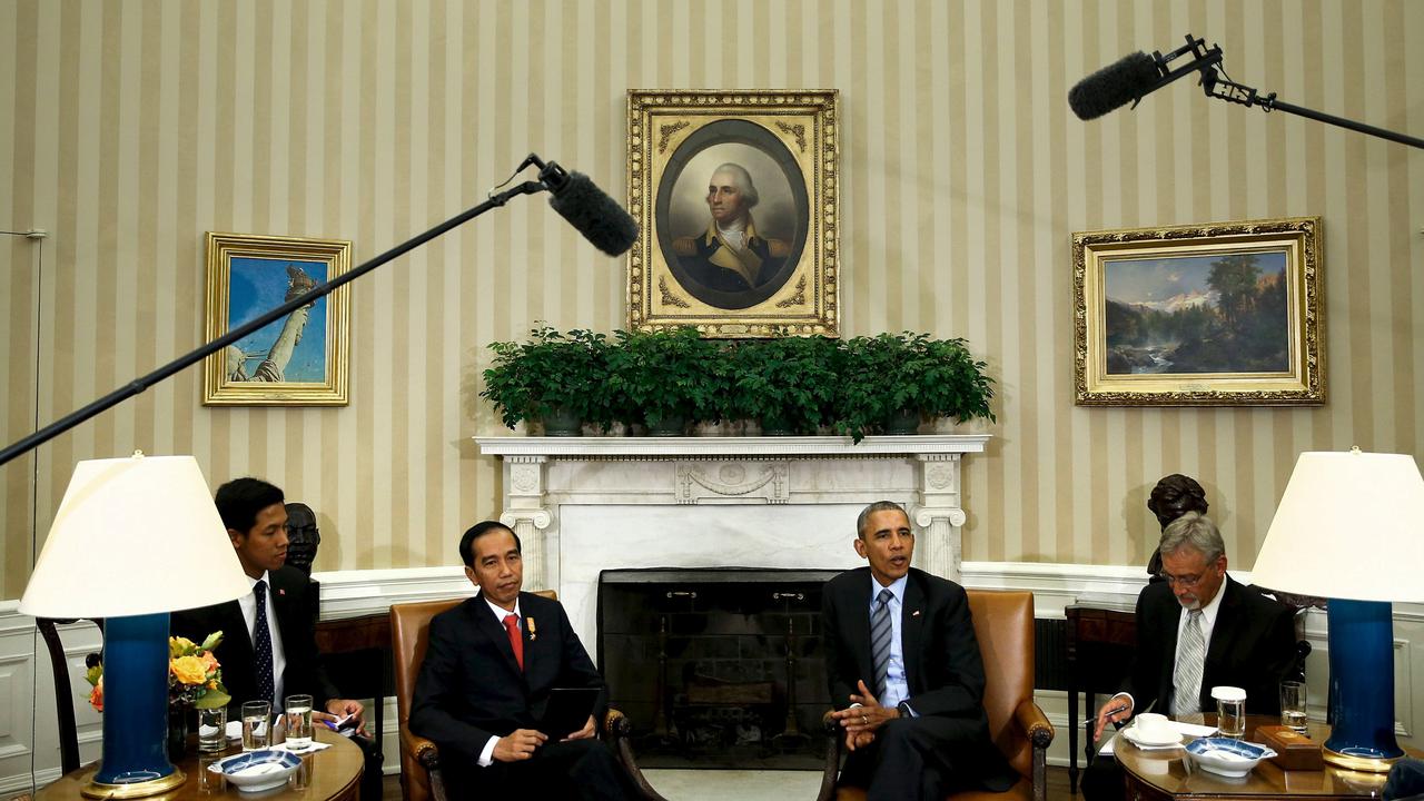20151026-Begini Suasana Akrab Saat Jokowi dan Obama Bertemu-Amerika