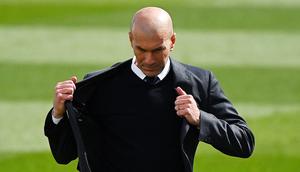 Zinedine Zidane - Pelatih yang saat ini mengarsiteki Real Madrid cukup piawai berakting dalam film nya sendiri yaitu A 21st Century Potrait. (AFP/Gabriel Bouys)