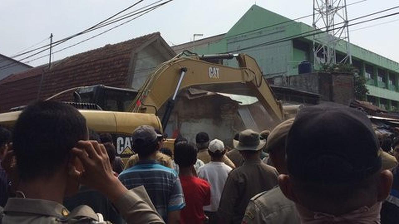 Ahok sebut tak ada penertiban, hari ini Pasar Karang Anyar dibongkar