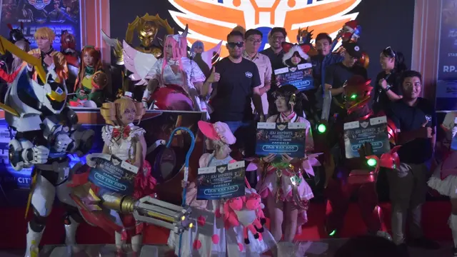 Esports Cosplayer