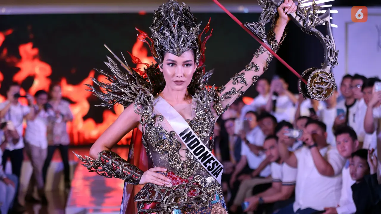 [Fimela] Frederika Alexis Cull -Puteri Indonesia 2019