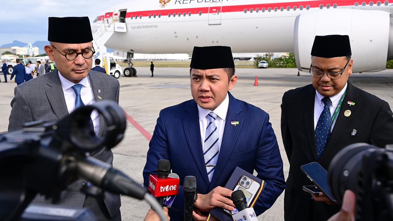 VIDEO: Prabowo Cetak Sejarah Baru Indonesia Gabung BRICS, Seskab Teddy "Banyak yang Antre Mau Masuk!"