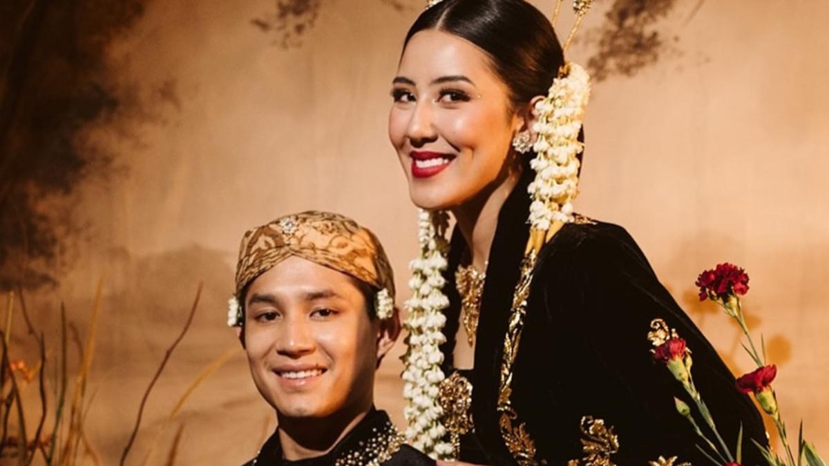 Jelang Menikah, Putra Tamara Bleszynski, Teuku Rassya Bersama Calon Istri Kenakan Busana Adat Jawa saat Prewedding