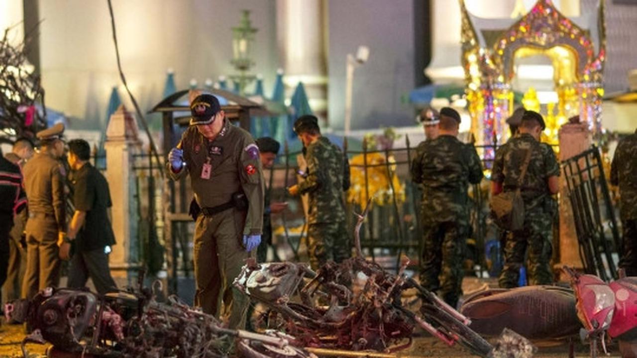 Dahsyatnya teror bom hancurkan Kuil Erawan di Bangkok