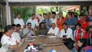 Lembaga Swadaya Masyarakat (LSM) Progres 98 melakukan konferensi di Rumah Polonia, Jakarta, (22/7/14) (Liputan6.com/Faizal Fanani)