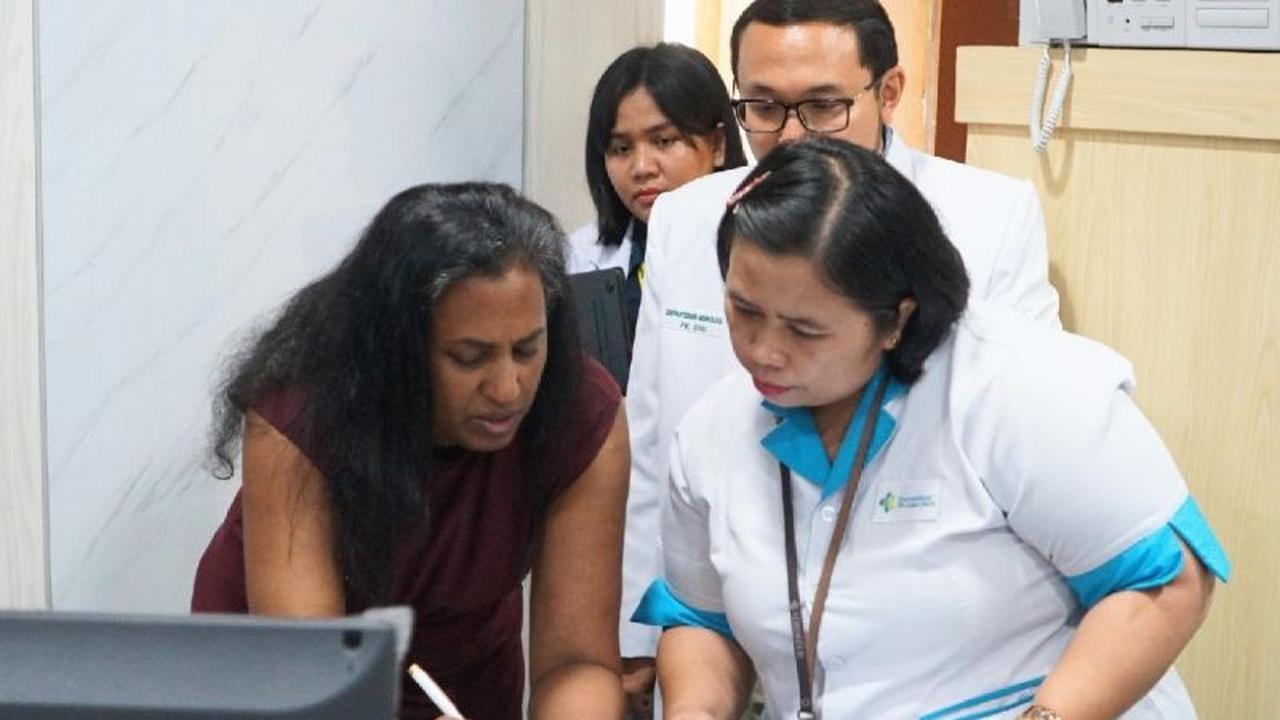 Kunjungan World Stroke Organization Perkuat Penanganan Stroke RS Adam Malik Medan