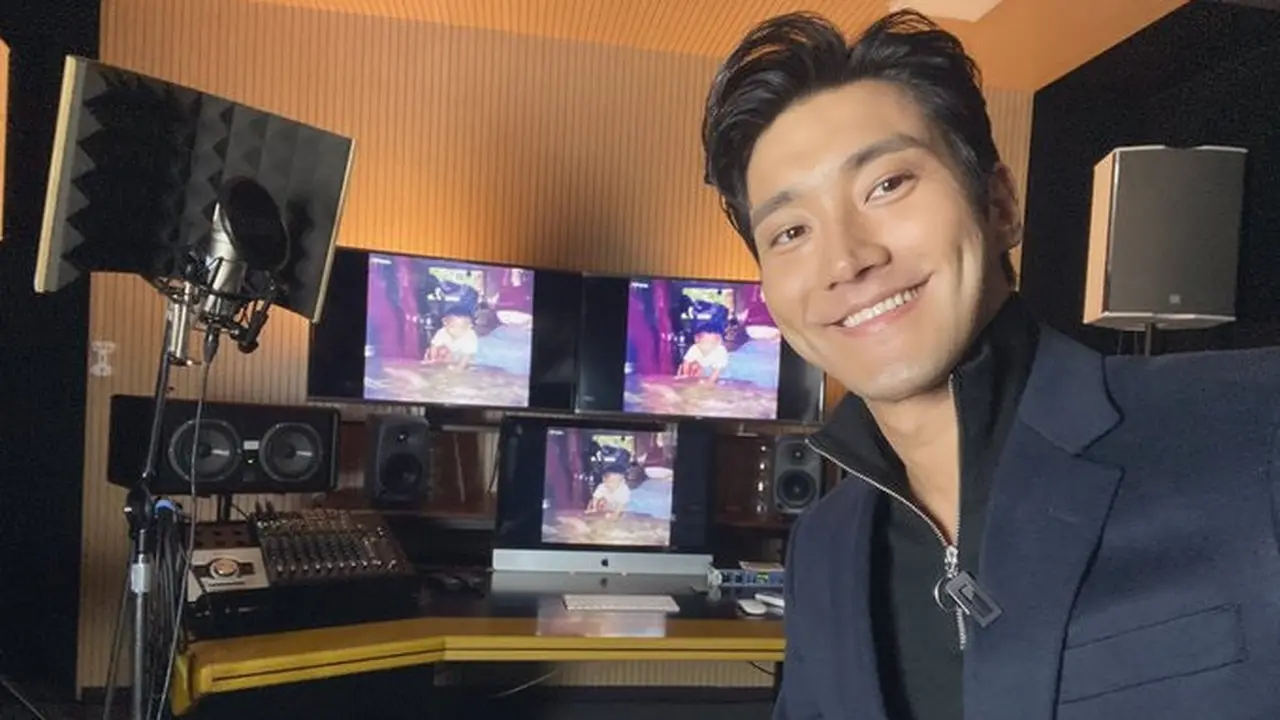 Choi Siwon (Twitter/ siwonchoi)