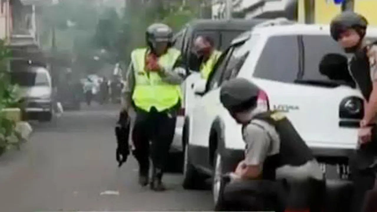 Segmen 1: Penyergapan Penyerang Polisi hingga Korban Longsor