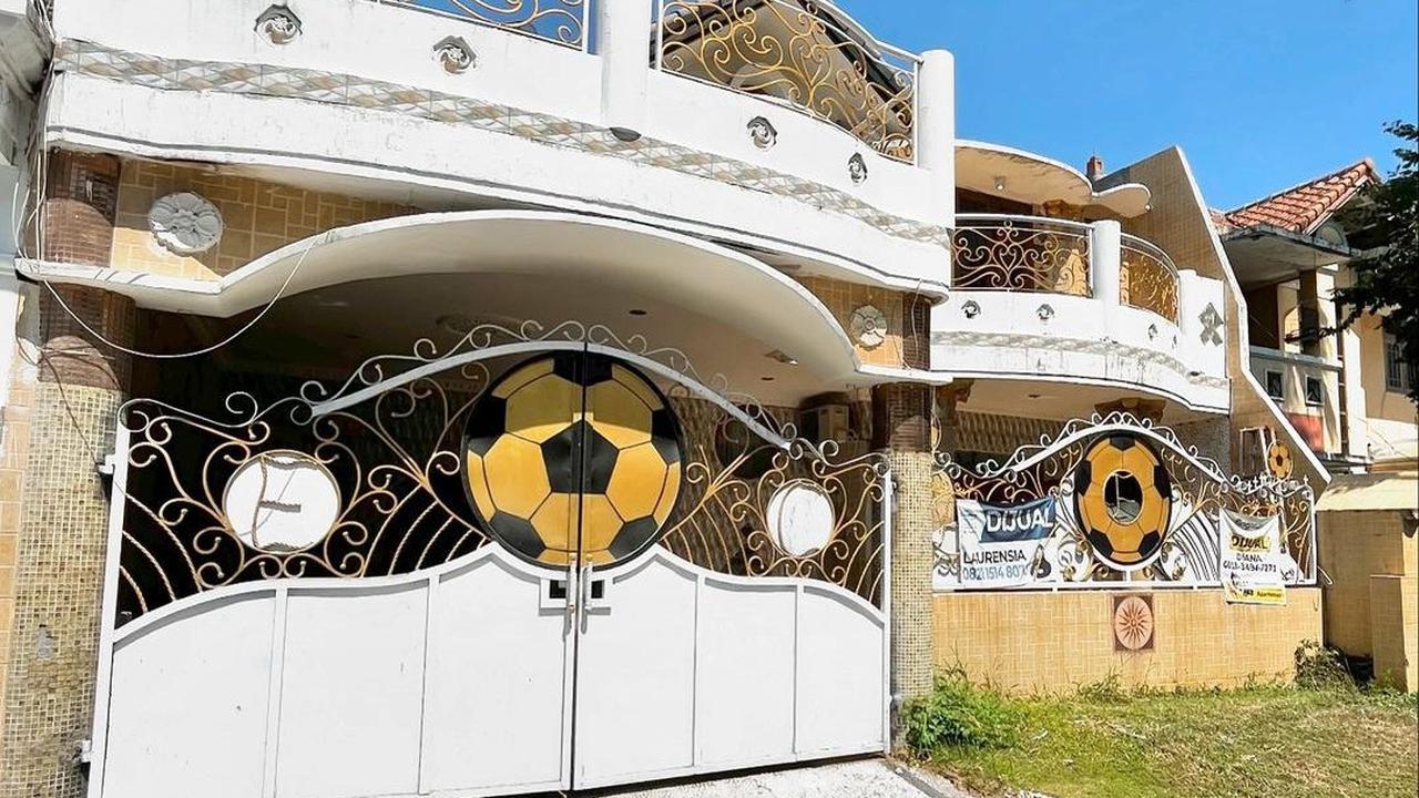Rupanya, ada alasan tersendiri Ia menjual rumah mewahnya. Dia mengatakan ada mimpi yang ingin diwujudkannya. Untuk melancarkan niatnya tersebut, Ia rela menjual rumah mewahnya. <br>