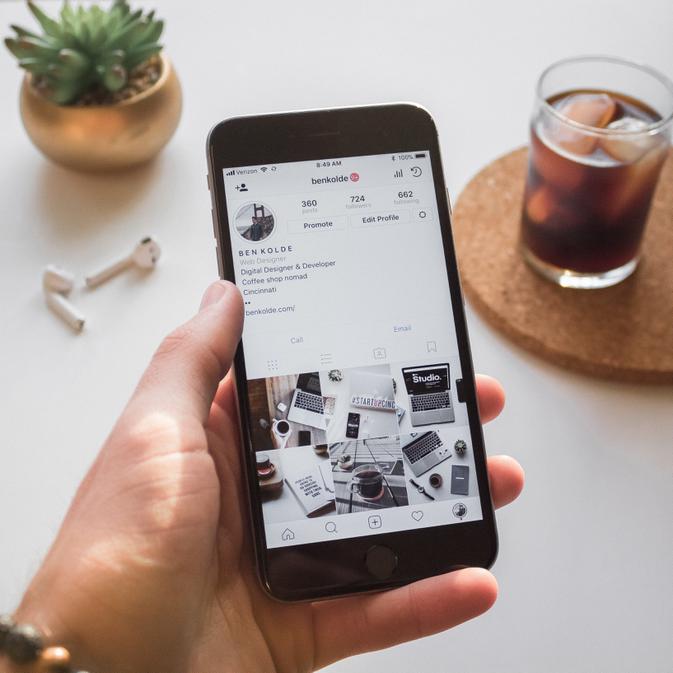 Ilustrasi Instagram /Photo by Ben Kolde on Unsplash