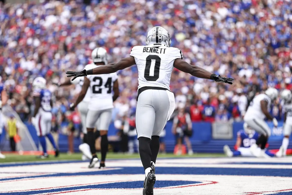 Jakorian Bennett Officially Signs with the Eagles to Strengthen Philadelphia's Defense