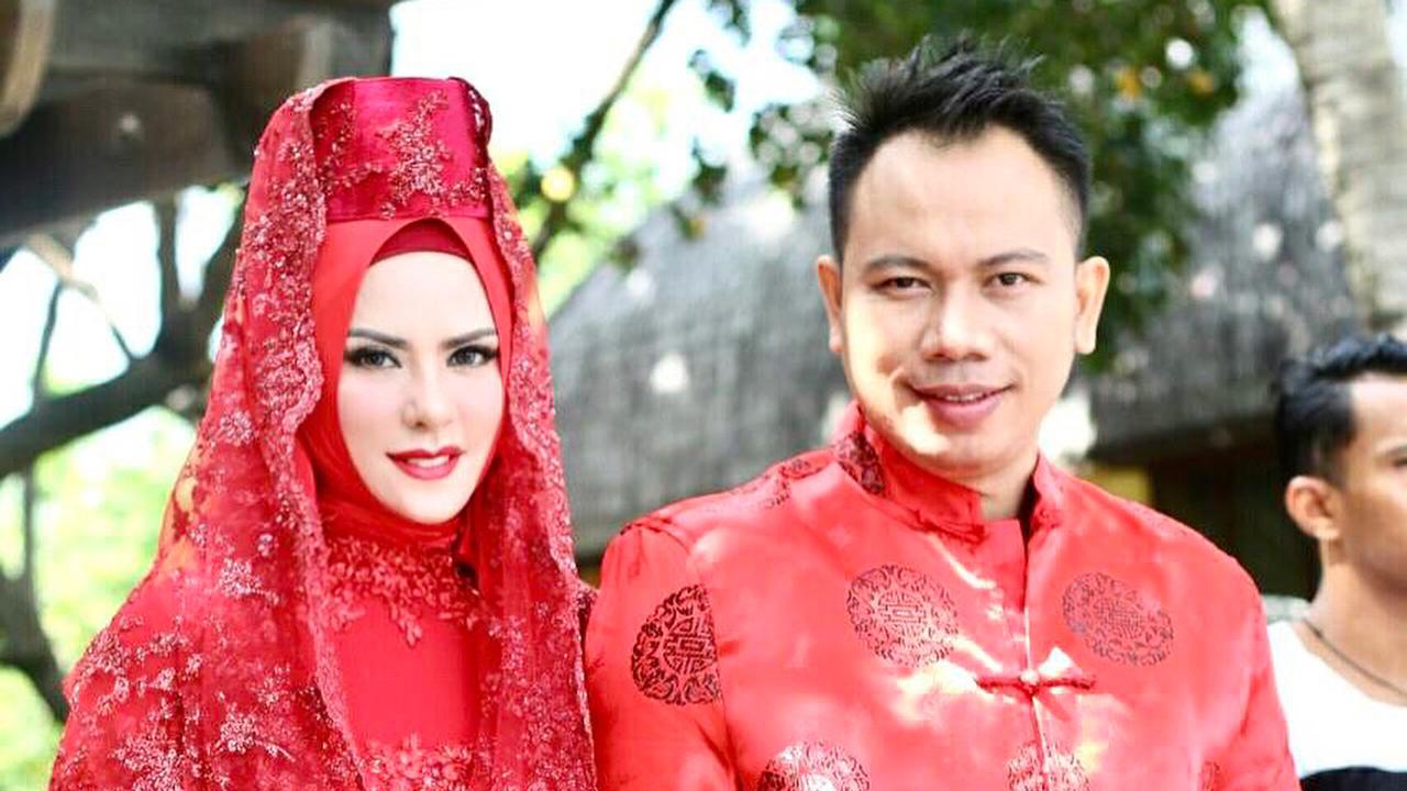 [Bintang] Vicky Prasetyo dan Angel Lelga