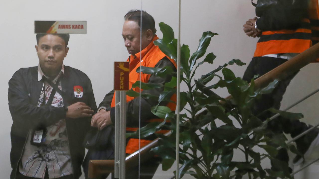 KPK Tahan Rektor Unsoed Usai OTT Penerimaan Mahasiswa Baru