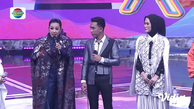 Muji (Barito Kuala) di Panggung Dangdut Academy 5