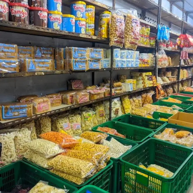 Rekomendasi Tempat Beli Snack Kiloan di Jogja