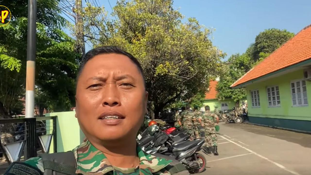 Prajurit TNI AD Ini Mengaku Baru Pertama kali ke Jakarta dan Lihat Monas