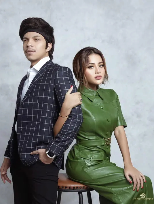 "Pastinya karena Atta sebagai calon imam agamanya harus bagus," terang Aurel Hermansyah. (Instagram/aurelie.hermansyah)