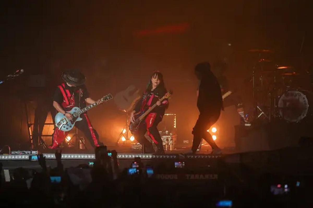 Kotak Band Rayakan Dua Dekade dengan Konser Meriah di GBK