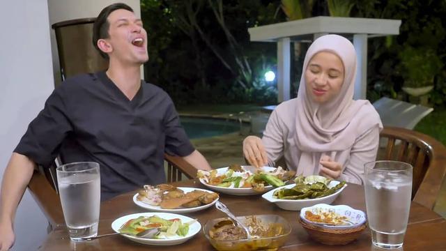 Didoakan Berjodoh, Ini 6 Potret Kebersamaan Laudya Cynthia Bella dan Dimas Beck