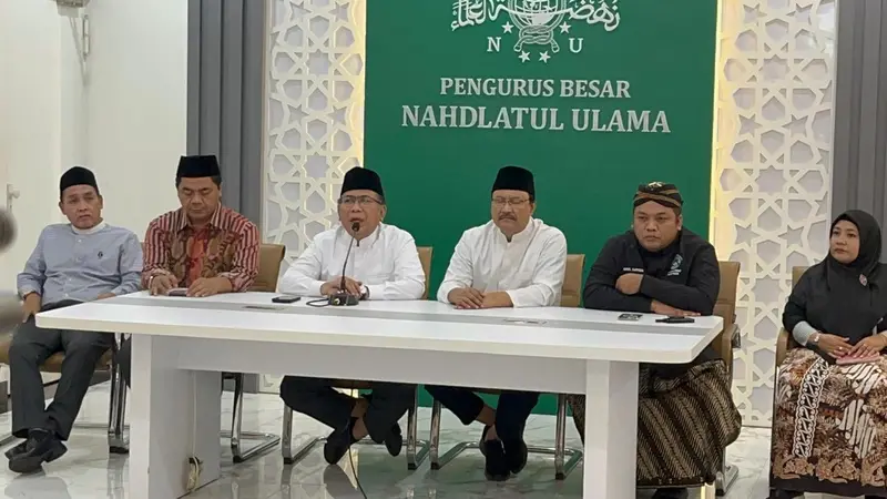 Ketum PBNU KH Yahya Cholil Staquf dan Jajarannya