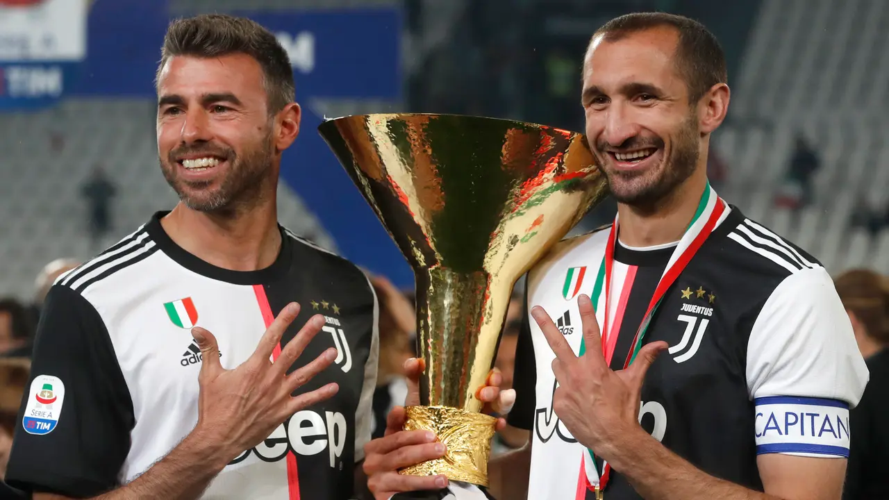 Euforia Pemain Juventus Saat Raih Scudetto