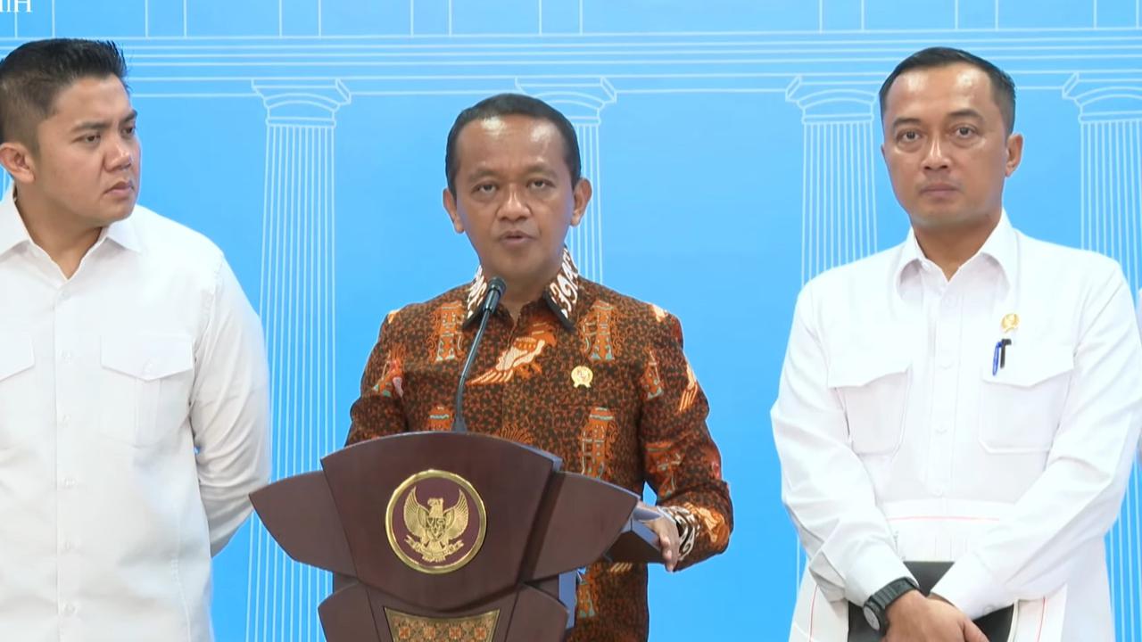 Bahlil Ingin Kerusakan Lingkungan di Raja Ampat Diselesaikan Secara Adat Papua