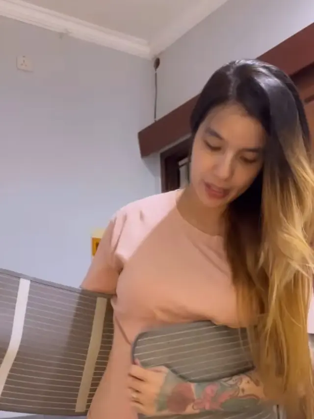 Sheila Marcia Usai Lahiran