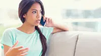 Ponsel Sebabkan Jerawat, Hindari dengan 4 Langkah Ini